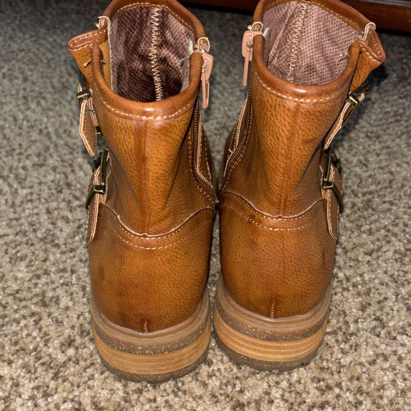 Boc Brown Moto Ankle Boots with Buckle Detail 7.5 - Picture 6 of 6